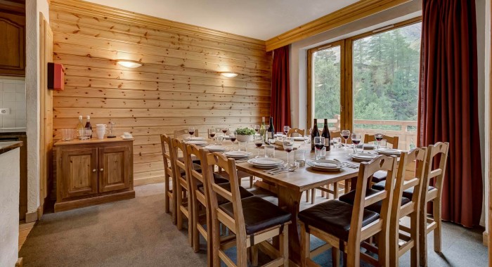 Chalet Charvet, Val D'Isere ski chalet, image 2